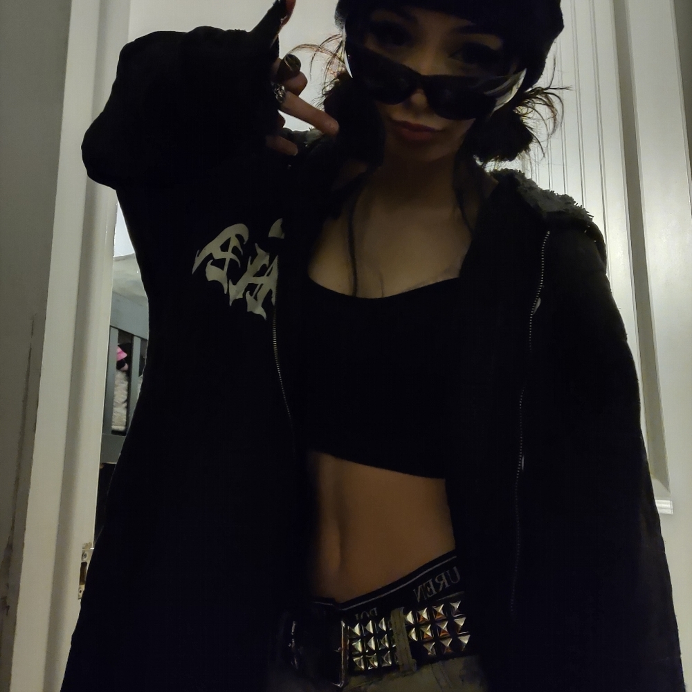 Meet your Posher, Charlie